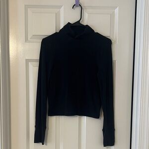 Aerie black turtleneck shirt